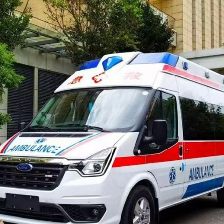 阿拉尔农场选择租赁救护车的注意事项